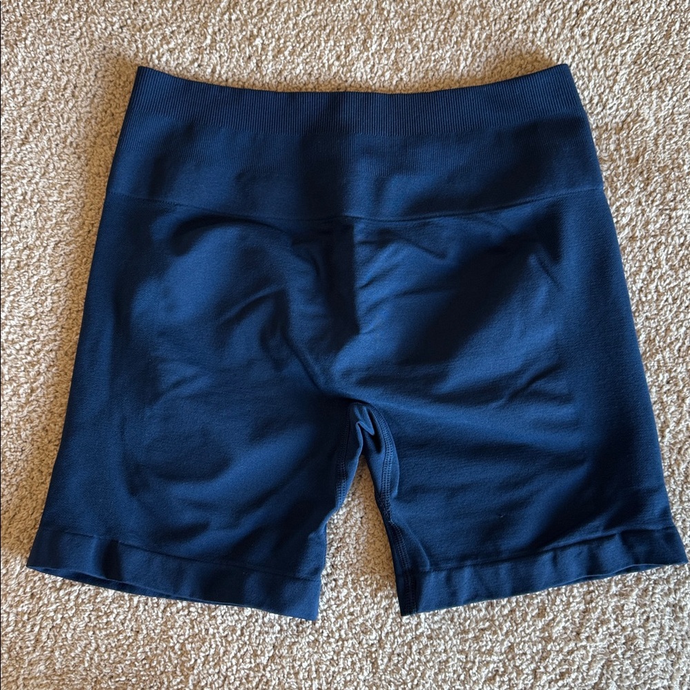Aurola Intensify Tuxedo Blue Shorts size medium